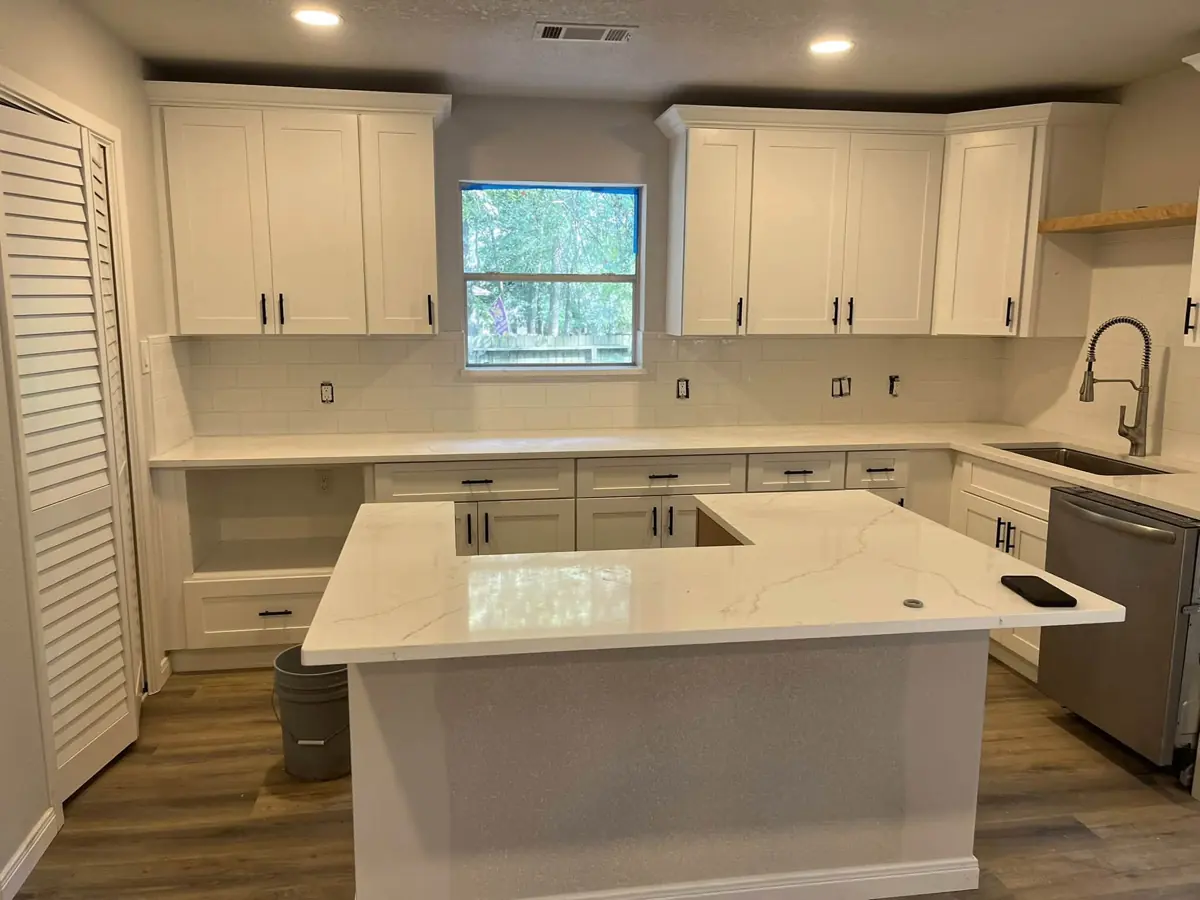 New kitchen island with quartz top